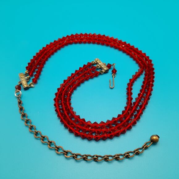 Vintage Red Crystal Beaded Necklace, Rhinestone End Bars, 1950s Vintage Jewelry - Picture 10 of 12
